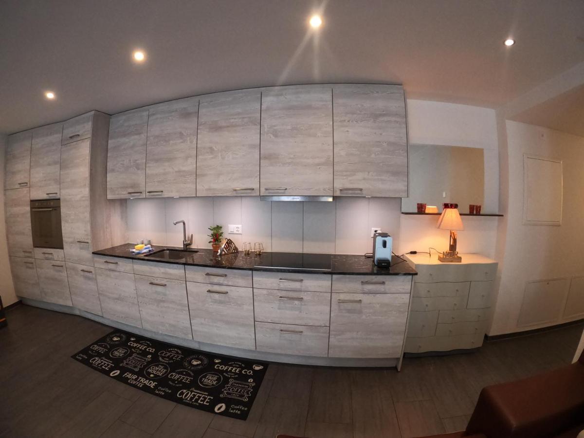 The Golf Apartments Интерлакен Екстериор снимка