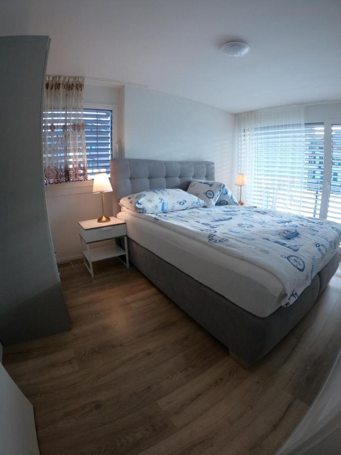 The Golf Apartments Интерлакен Екстериор снимка