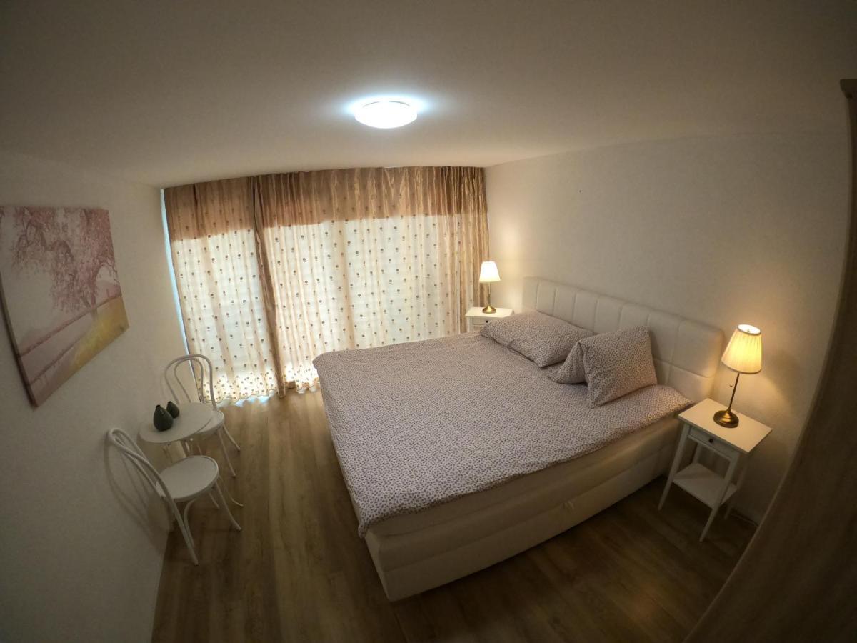 The Golf Apartments Интерлакен Екстериор снимка