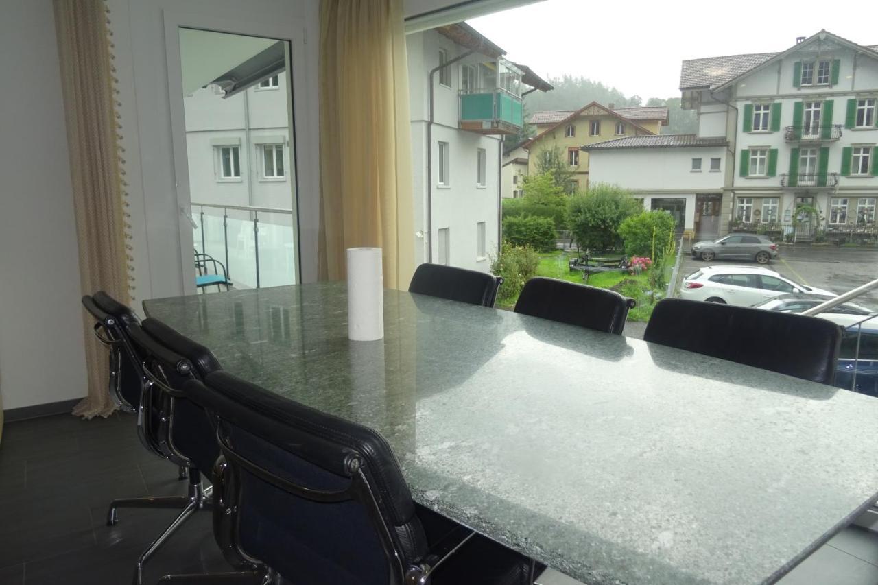The Golf Apartments Интерлакен Екстериор снимка