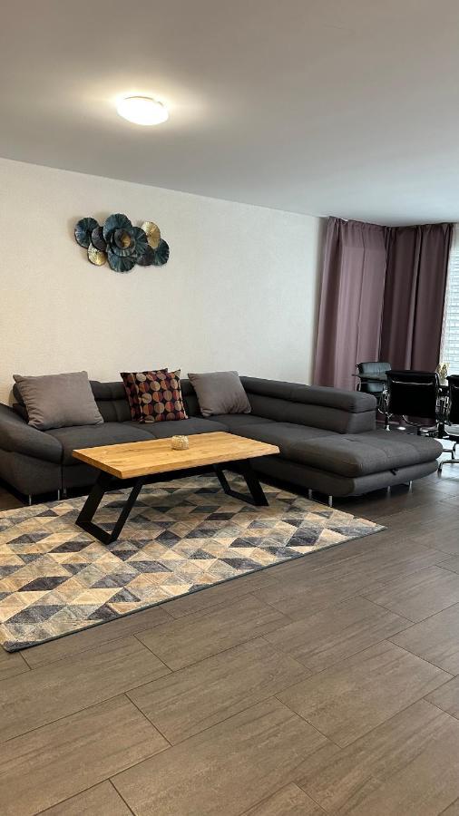 The Golf Apartments Интерлакен Екстериор снимка
